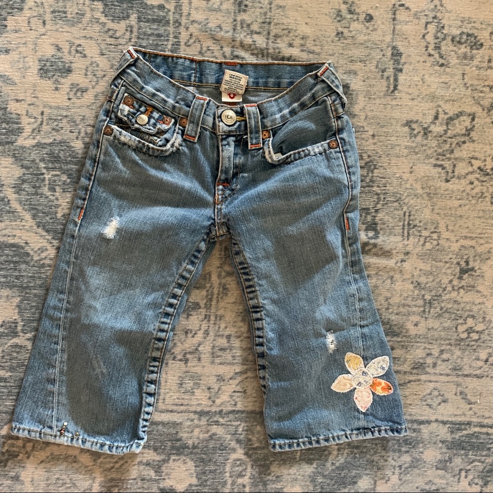 ☀️Distressed true religion Joey cropped denim jeans